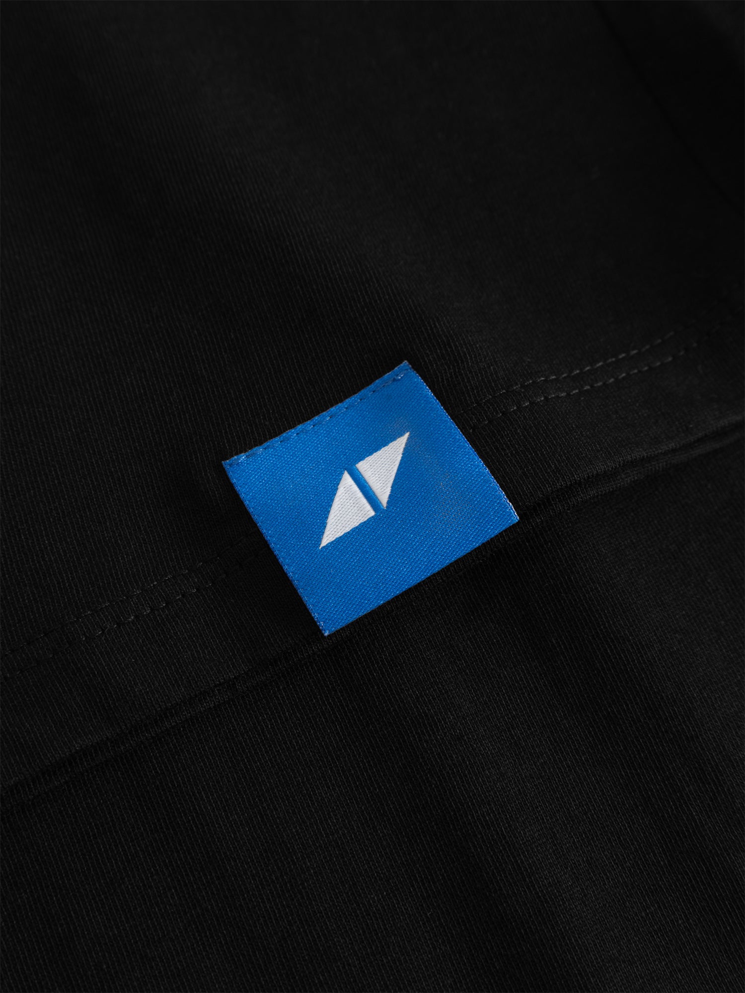 Avicii Core Black T-shirt