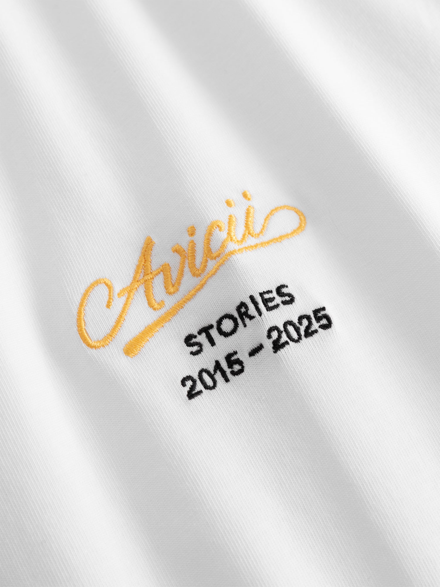 Stories 10th oversize t-shirt yellow